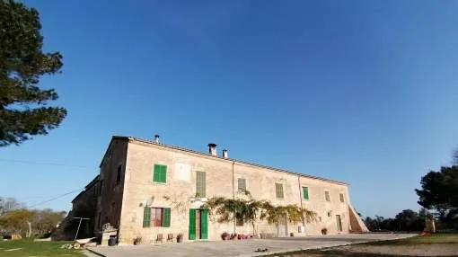 18th century rustic finca to renovate 18th century rustic finca to renovate